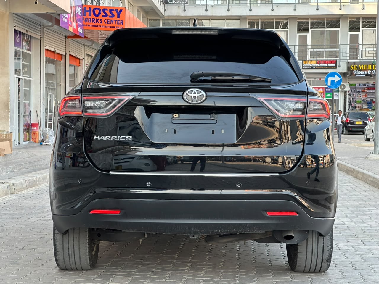 Toyota Harrier Anaconda thumbnail 7